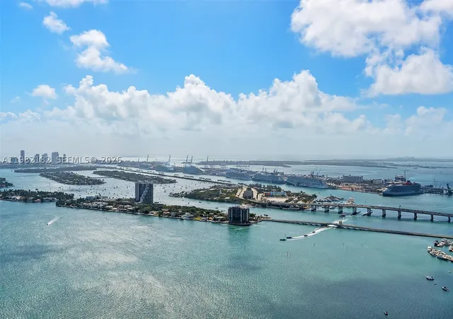 Homes for sale in Miami, FL | 700 Ne 24Rd St #PH-5802, Miami, FL 33137 | MLS# A11982182