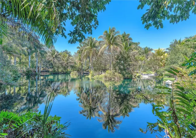 Photo 2 of Sale Pending at 154th Street   861, North Miami Beach, FL 33162 | MLS# A11984550 | Listing updated on 2026-08-26