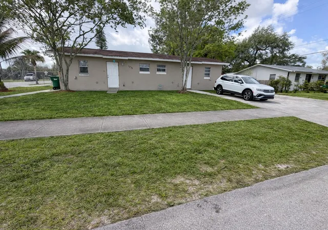 1st image of 1275 Nw 27Th Ave #1-2, Fort Lauderdale, FL 33311 | MLS# B26004360