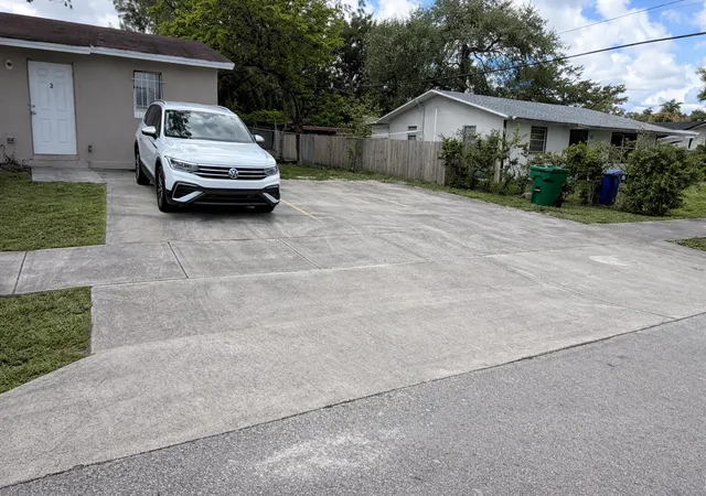 4th image of 1275 Nw 27Th Ave #1-2, Fort Lauderdale, FL 33311 | MLS# B26004360
