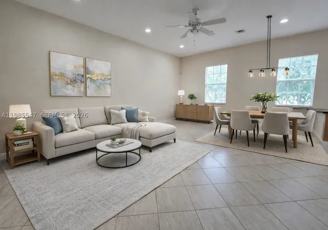 2nd image of 6841 N Lakeside Cir N #109-1, Davie, FL 33314 | MLS# A11985547