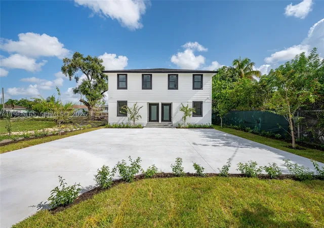 Multi family home for sale at 528 Nw 13Th St, Florida City, FL 33034 | MLS# A11986165