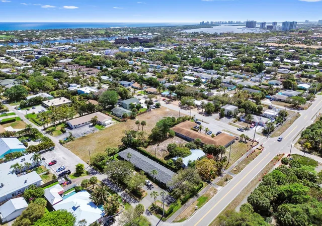 4th image of 1955 Juno Rd, North Palm Beach, FL 33408 | MLS# B26004510