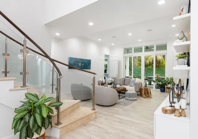 2nd image of 24 Grand Bay Estates Cir, Key Biscayne, FL 33149 | MLS# B26004621