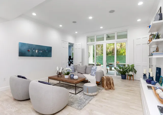 4th image of 24 Grand Bay Estates Cir, Key Biscayne, FL 33149 | MLS# B26004621
