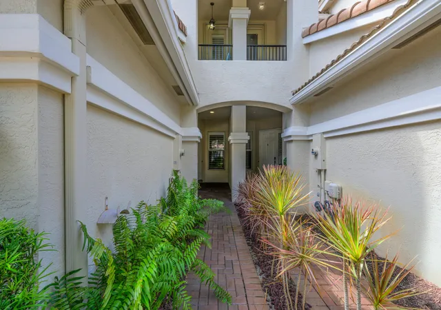 2nd image of 742 Cable Beach Ln, West Palm Beach, FL 33410 | MLS# B26004688