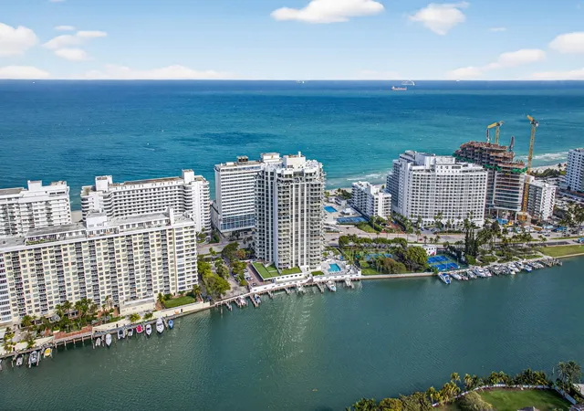 2nd image of 5500 Collins Ave, Miami Beach, FL 33140