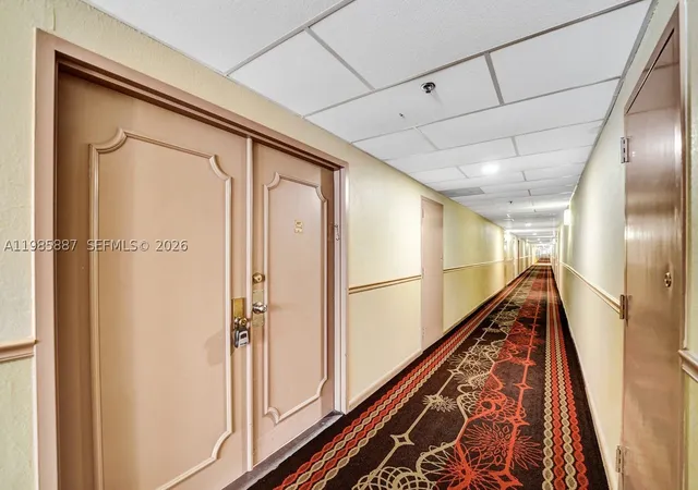 3rd image of 4001 Hillcrest Dr, Hollywood, FL 33021