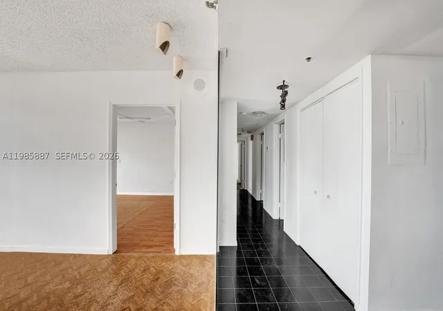 4th image of 4001 Hillcrest Dr, Hollywood, FL 33021