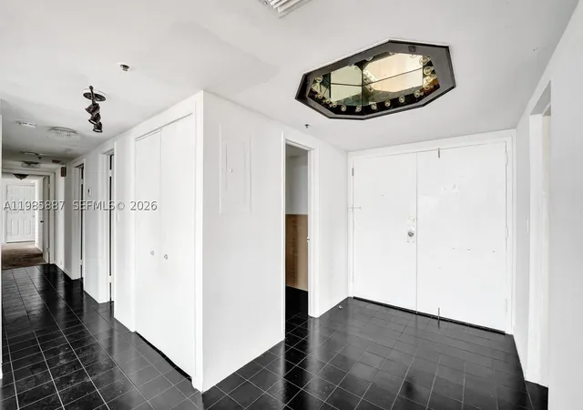 5th image of 4001 Hillcrest Dr, Hollywood, FL 33021