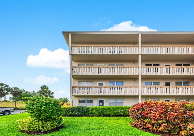 2nd image of 2016 Ventnor Crescent #G, Deerfield Beach, FL 33442 | MLS# B26004787