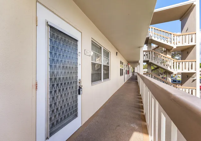 3rd image of 2016 Ventnor Crescent, Deerfield Beach, FL 33442