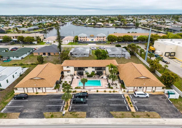 3rd image of 151 Cape Coral Pkwy W, Cape Coral, FL 33914