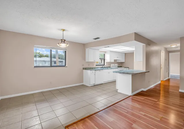 5th image of 151 Cape Coral Pkwy W, Cape Coral, FL 33914
