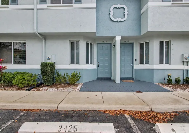 Homes for sale in Riviera Beach, FL | 3425 Sonoma Dr, Riviera Beach, FL 33404 | MLS# B26004958