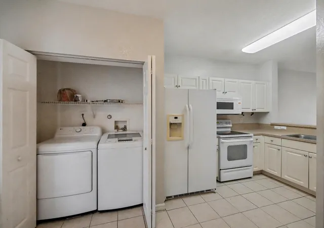 Homes for sale in Riviera Beach, FL | 3425 Sonoma Dr, Riviera Beach, FL 33404 | MLS# B26004958