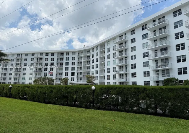 Homes for sale in Boca Raton, FL | 2851 S Ocean Boulevard #6 V, Boca Raton, FL 33432 | MLS# A11986889