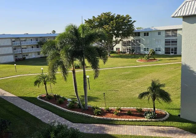2nd image of 9818 Marina Blvd, Boca Raton, FL 33428