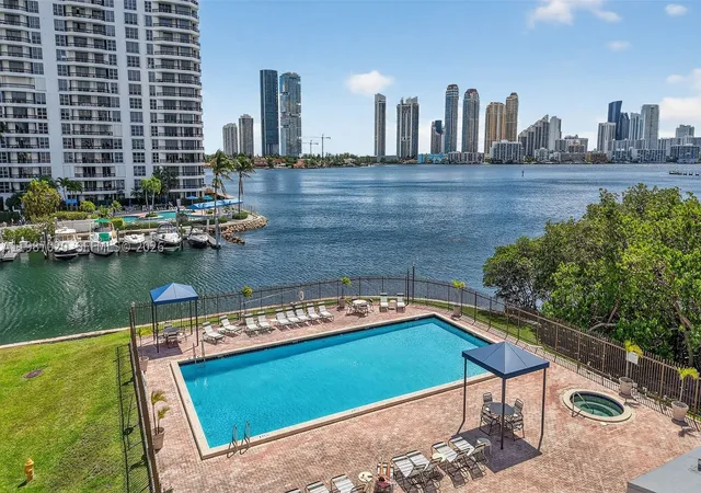4th image of 3350 Ne 192Nd St, Aventura, FL 33180