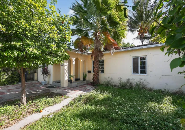 Homes for sale in Miami Beach, FL | 2131 Biarritz Dr, Miami Beach, FL 33141 | MLS# B26005156