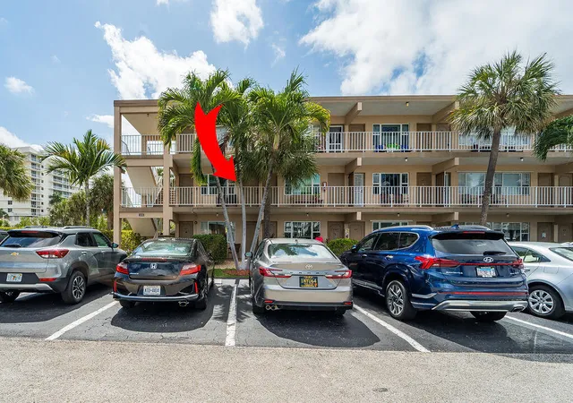 4th image of 3200 Ne 7Th Ct, Pompano Beach, FL 33062