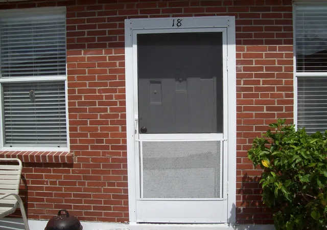 2nd image of 908 Villas Dr #18, Venice, FL 34285 | MLS# B26005389