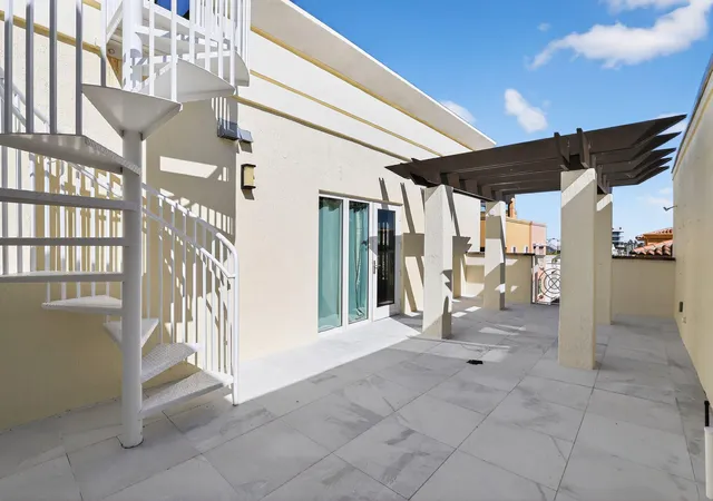 4th image of 120 Jefferson Ave, Miami Beach, FL 33139 | MLS# B26005371