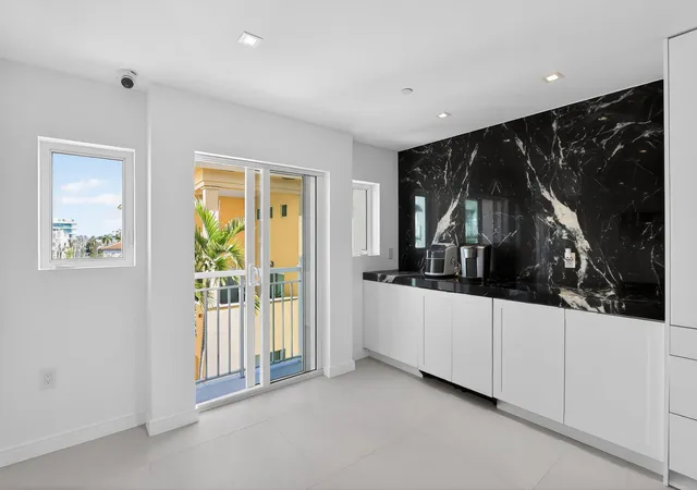 5th image of 120 Jefferson Ave, Miami Beach, FL 33139 | MLS# B26005371