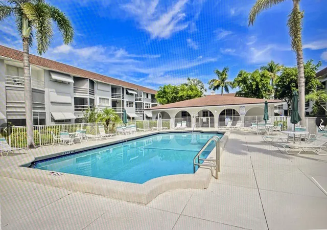 17th image of 400 Se 10th St #308, Deerfield Beach, FL 33441 | MLS# B26005440