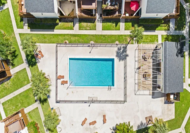 4th image of 637 Executive Center Dr #N105, West Palm Beach, FL 33401 | MLS# B26005517