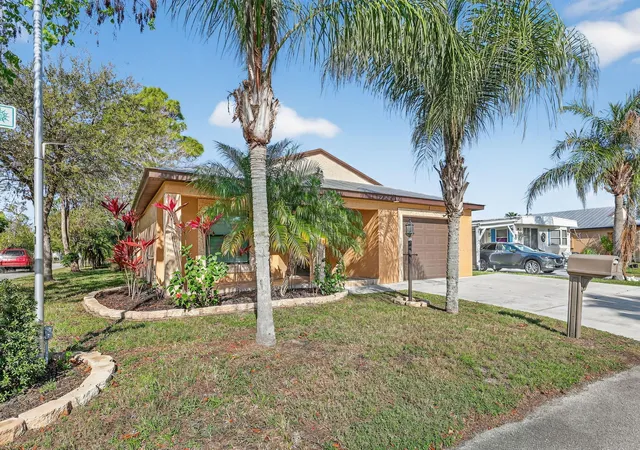 Homes for sale in Port St Lucie, FL | 1 Cortez Ln, Port St Lucie, FL 34952 | MLS# B26005528