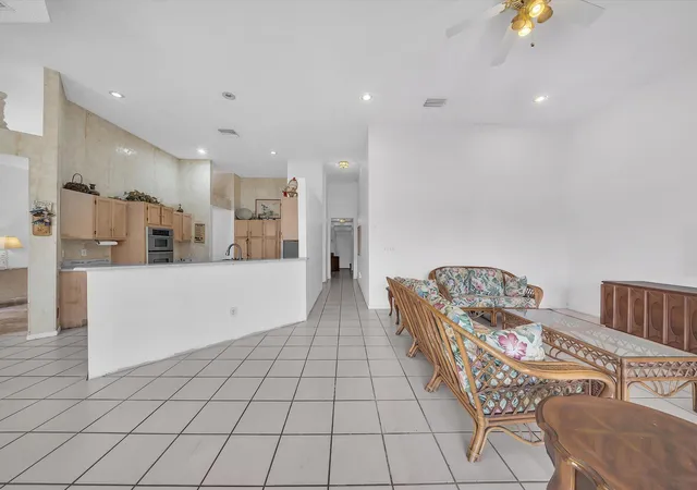 Homes for sale in Coral Springs, FL | 5111 Nw 104Th Ave, Coral Springs, FL 33076 | MLS# B26005546