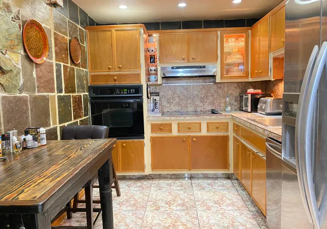 3rd image of 400 Kings Point Dr #1423, Sunny Isles Beach, FL 33160 | MLS# B26005631
