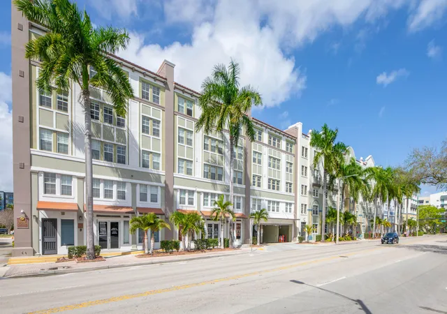 1st image of 533 Ne 3Rd Ave, Fort Lauderdale, FL 33301