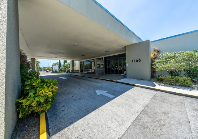 2nd image of 3201 Portofino Pt, Coconut Creek, FL 33066