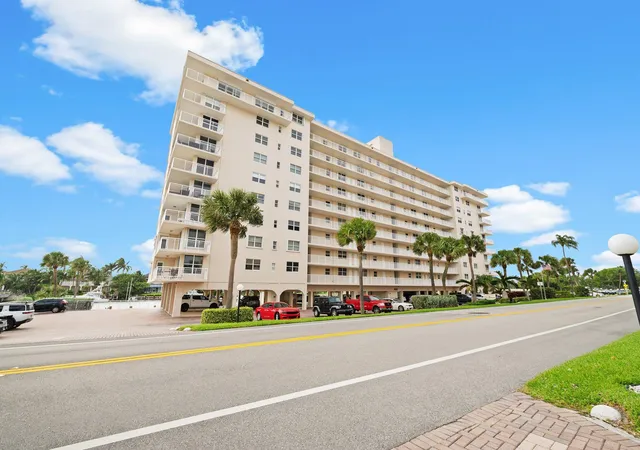 2nd image of 1050 Hillsboro Mile #Unit 203w, Hillsboro Beach, FL 33062 | MLS# B26005767