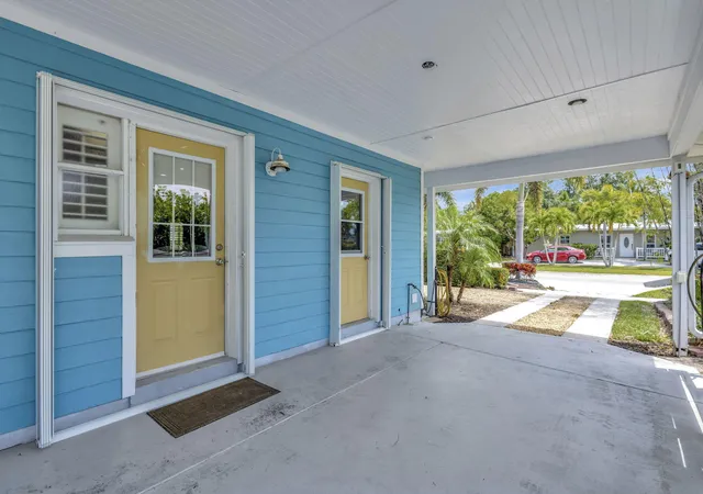Homes for sale in Port St Lucie, FL | 2940 Se Treasure Island Rd, Port St Lucie, FL 34952 | MLS# B26005955