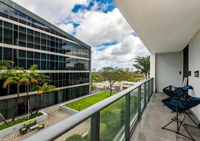 4th image of 2960 Ne 207Th St #708, Aventura, FL 33180 | MLS# B26005962