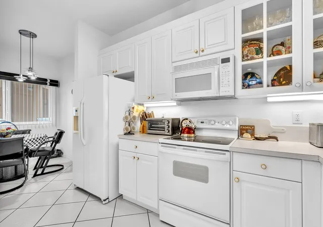 4th image of 7623 Southampton Ter, Tamarac, FL 33321