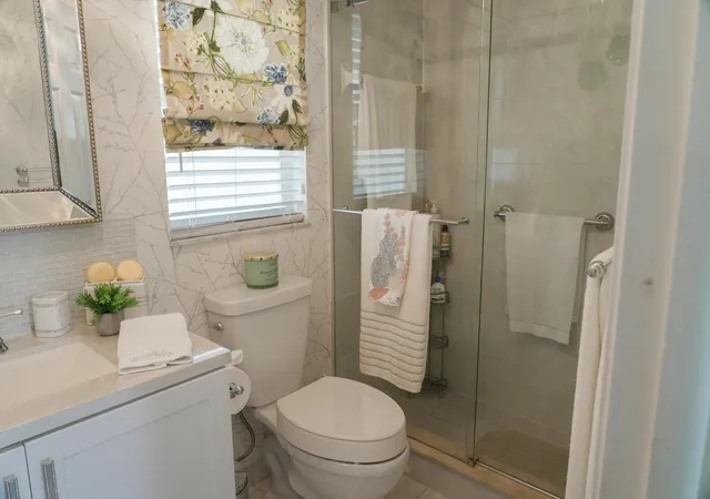 2nd image of 8901 Sunrise Lakes Blvd, Sunrise, FL 33322