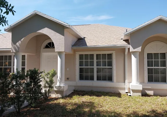 2nd image of 245 Sw Starfish Ave, Port Saint Lucie, FL 34984 | MLS# B26006192
