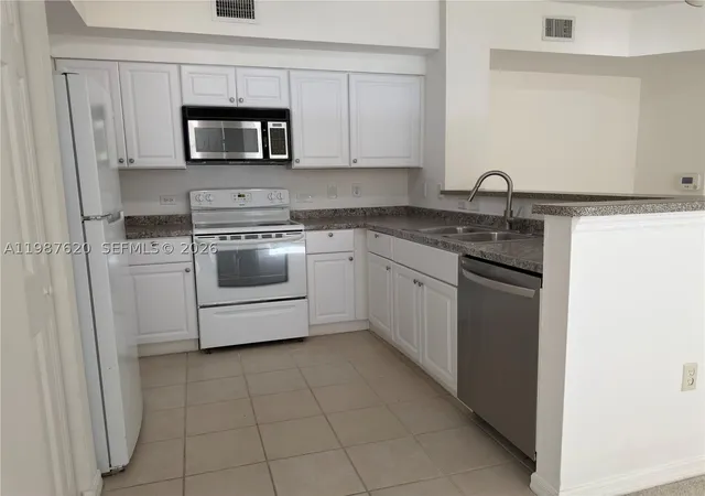 Homes for sale in Miramar, FL | 2351 W Preserve Way #104, Miramar, FL 33025 | MLS# A11987620