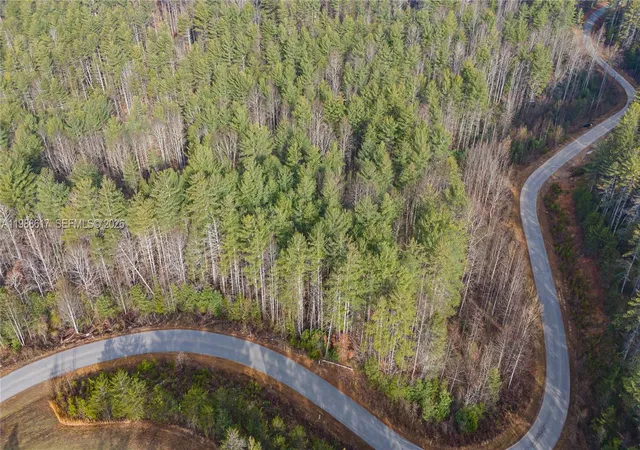 3rd image of 2050 Robert Dr, Morganton, NC 28655 | MLS# A11988617