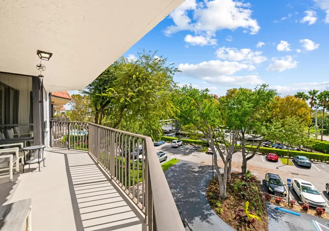 2nd image of 799 Jeffery St #4050, Boca Raton, FL 33487 | MLS# B26006294