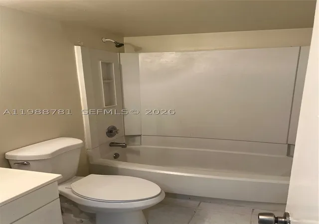 Homes for sale in Coral Springs, FL | 2701 Riverside Dr, Coral Springs, FL 33065 | Houzeo