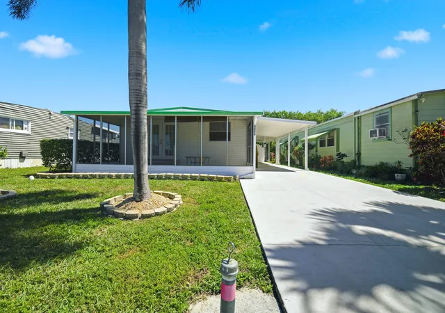 2nd image of 5560 E Marina Dr, Fort Lauderdale, FL 33312 | MLS# B26006624