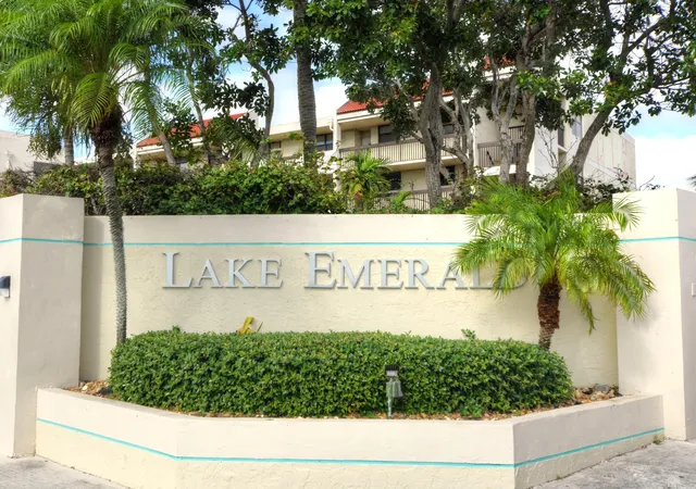 27th image of 116 Lake Emerald Dr #403, Oakland Park, FL 33309 | MLS# B26006646