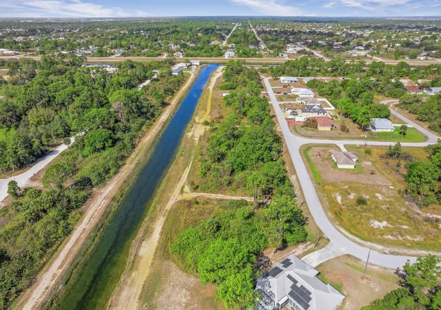 Homes for sale in Lehigh Acres, FL | 755 Longbow Ln, Lehigh Acres, FL 33972 | MLS# B26006701