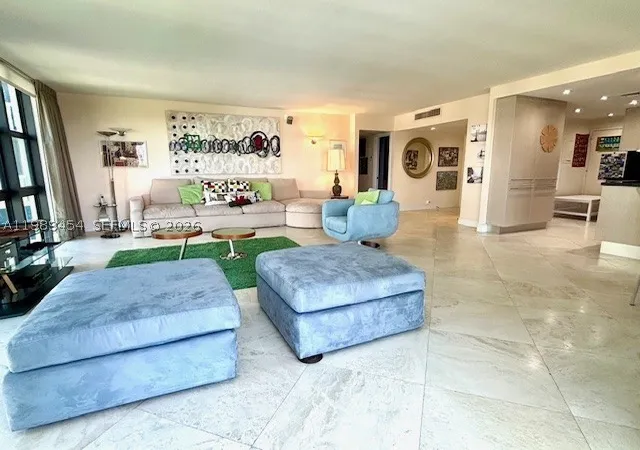 4th image of 1111 Crandon Blvd #C902, Key Biscayne, FL 33149 | MLS# A11989454
