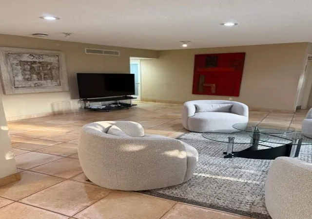 2nd image of 3605 S Ocean Blvd, Palm Beach, FL 33480